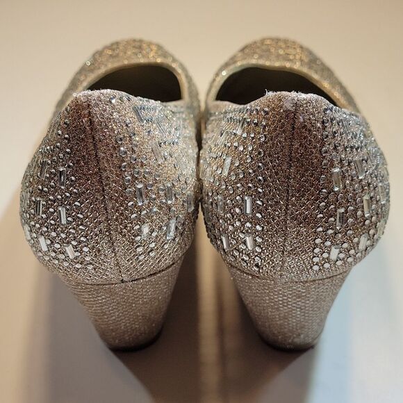 NICOLE ROUND TOE GOLD &SILVER WEDGE SHOES - Picture 11 of 16